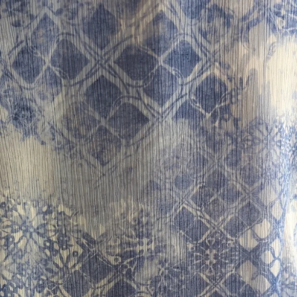 Alfred Dunner Blue Patterned Sheer Blouse - Picture 5 of 8